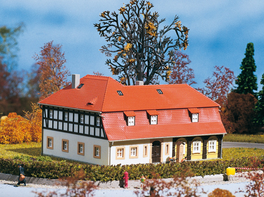 Half-timbered house Auhagen 11379