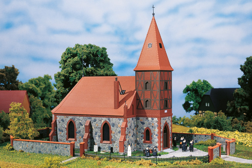 Kostel H0-Auhagen 11405