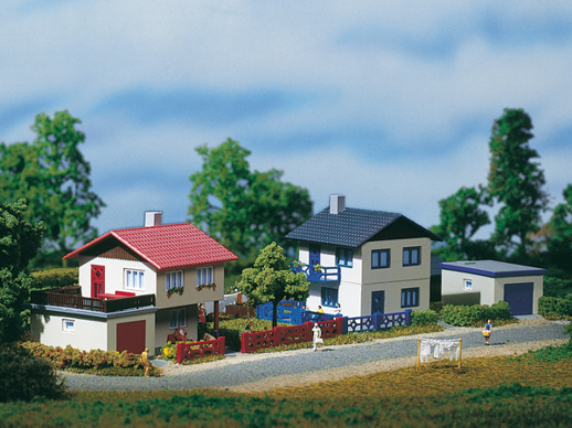 2 rodinné domy na předměstí N-Auhagen 14462