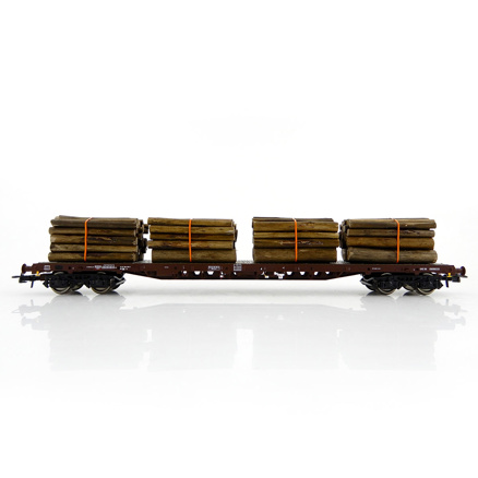 Klanicový vagon s nákladem dřeva- H0