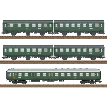 Set of passenger cars DB Trix 23389 H0